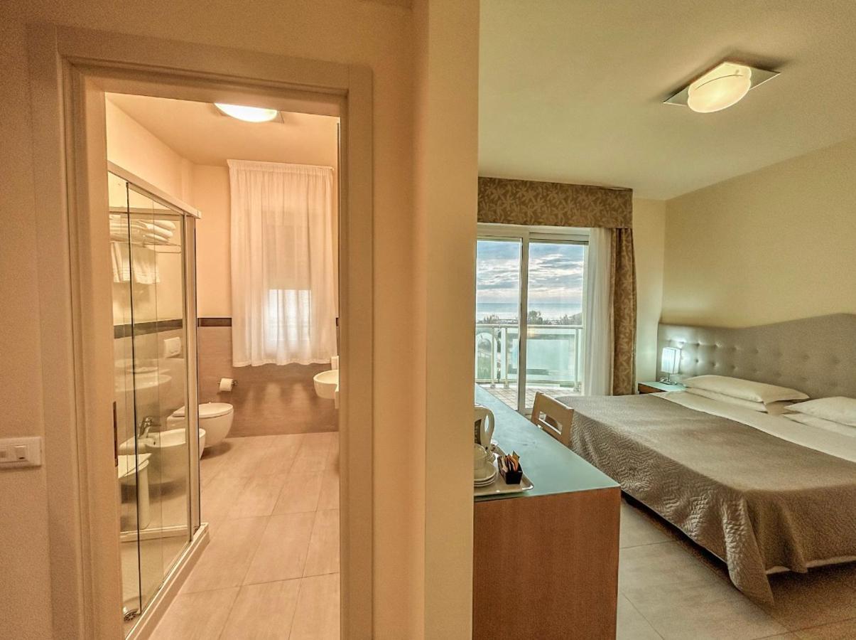 מילאנו מריטימה Hotel Adria מראה חיצוני תמונה