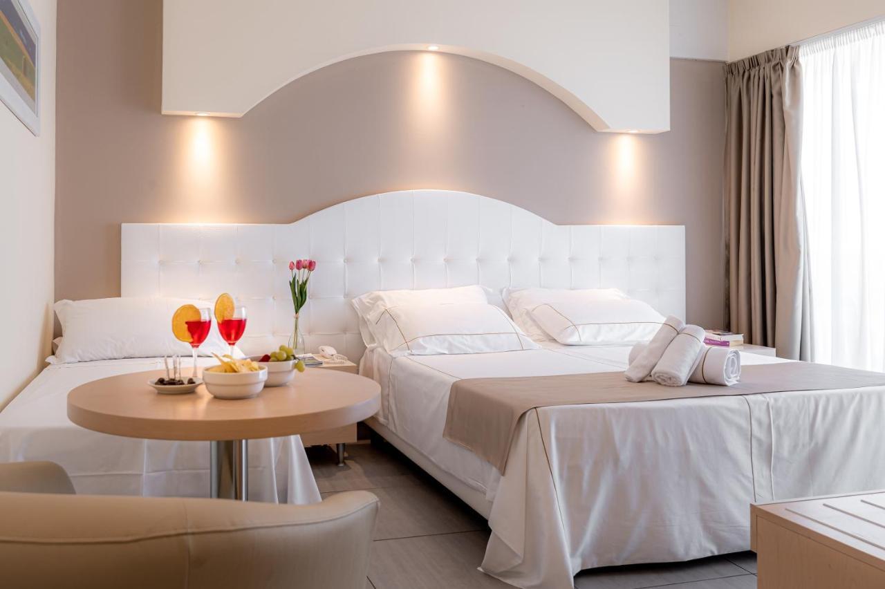 מילאנו מריטימה Hotel Adria מראה חיצוני תמונה