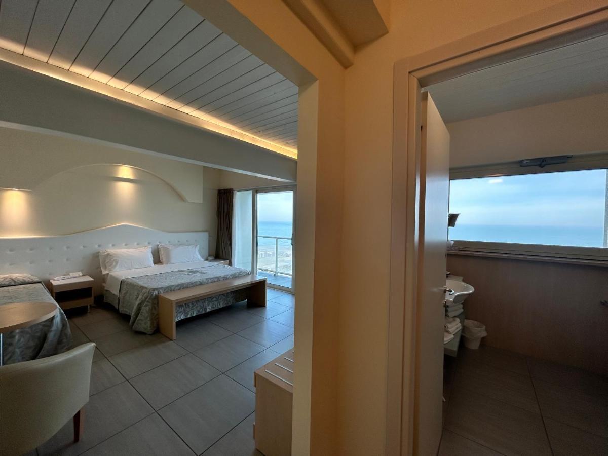 מילאנו מריטימה Hotel Adria מראה חיצוני תמונה