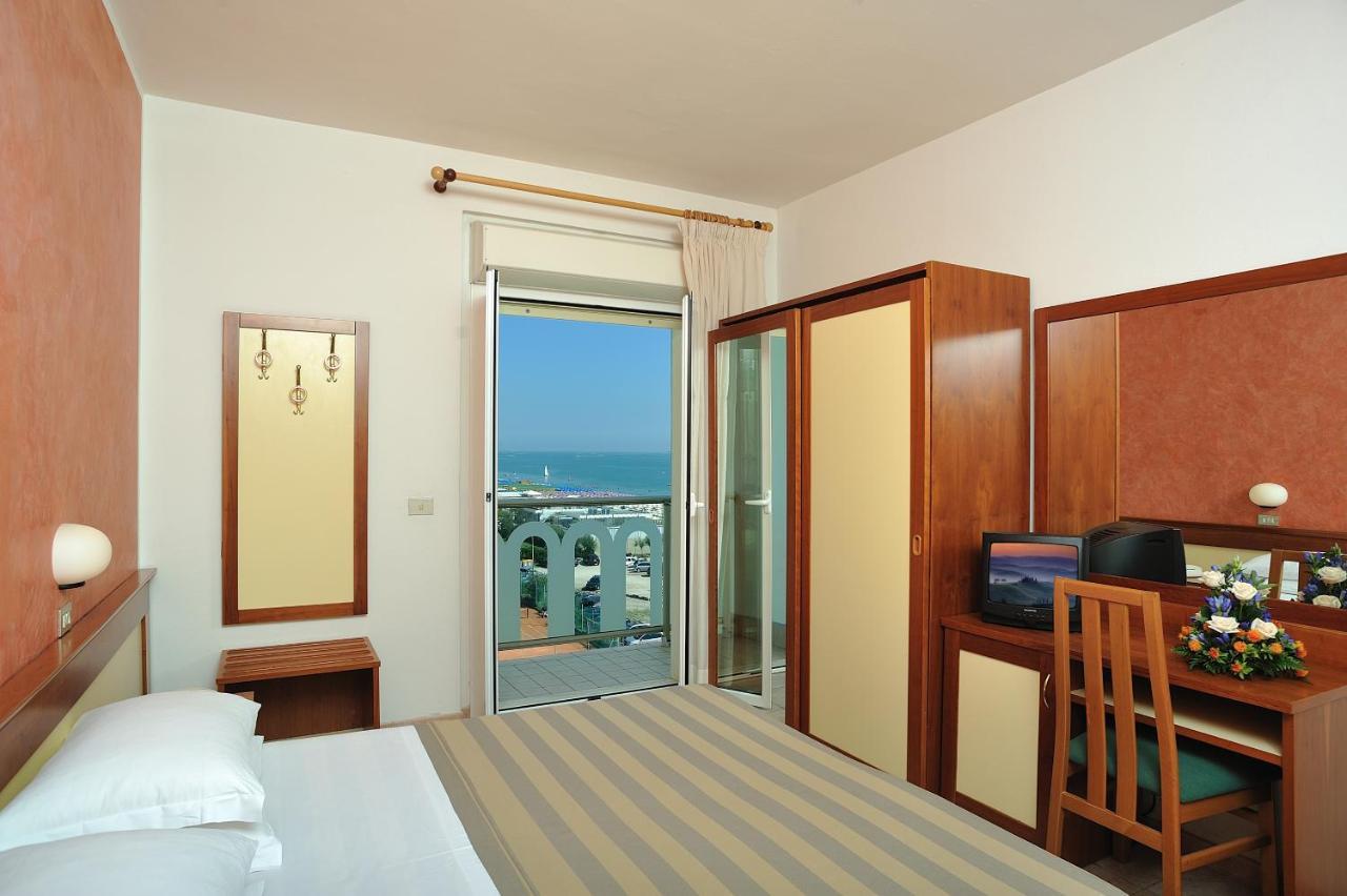 מילאנו מריטימה Hotel Adria מראה חיצוני תמונה